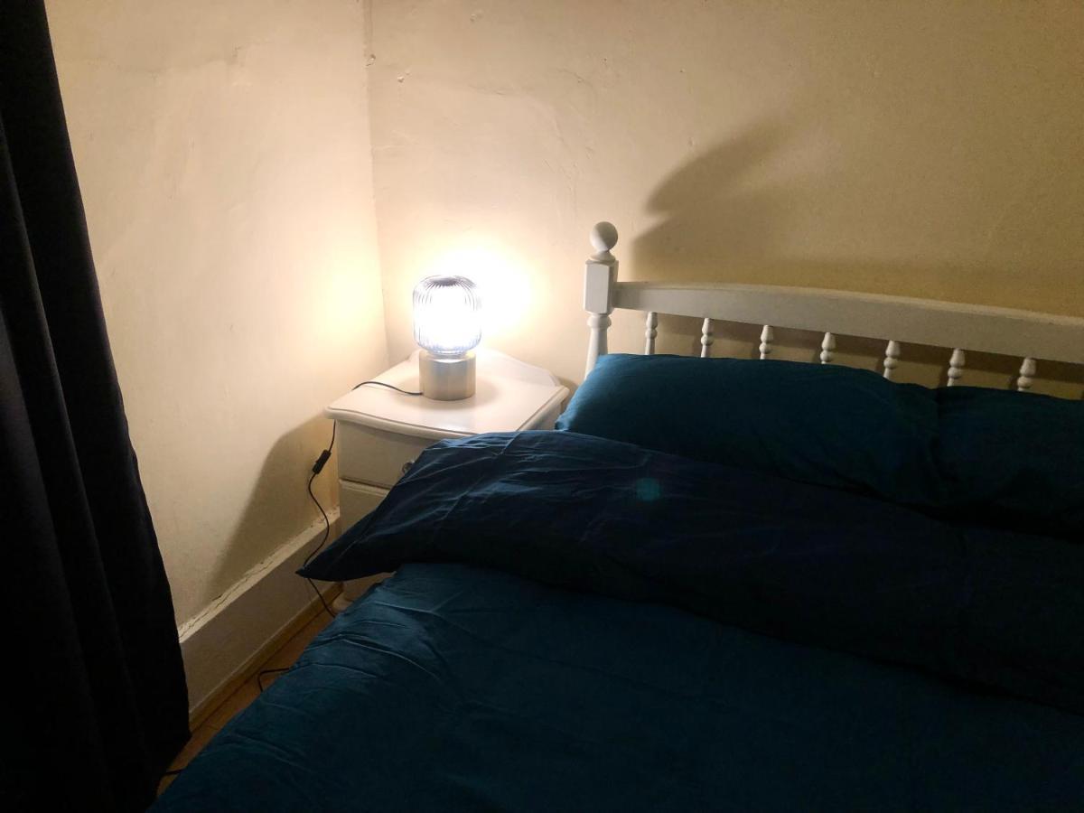 Private Room In Highgate 伦敦 外观 照片